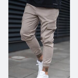 Northern Garms Men's Tan Cargo Jogger Pants
